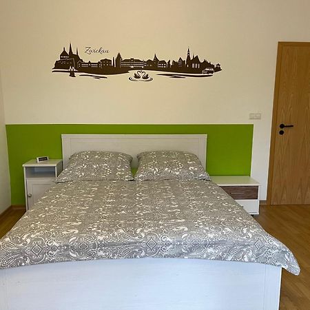 Ferienwohnung Im Zentrum Zwickaus Экстерьер фото