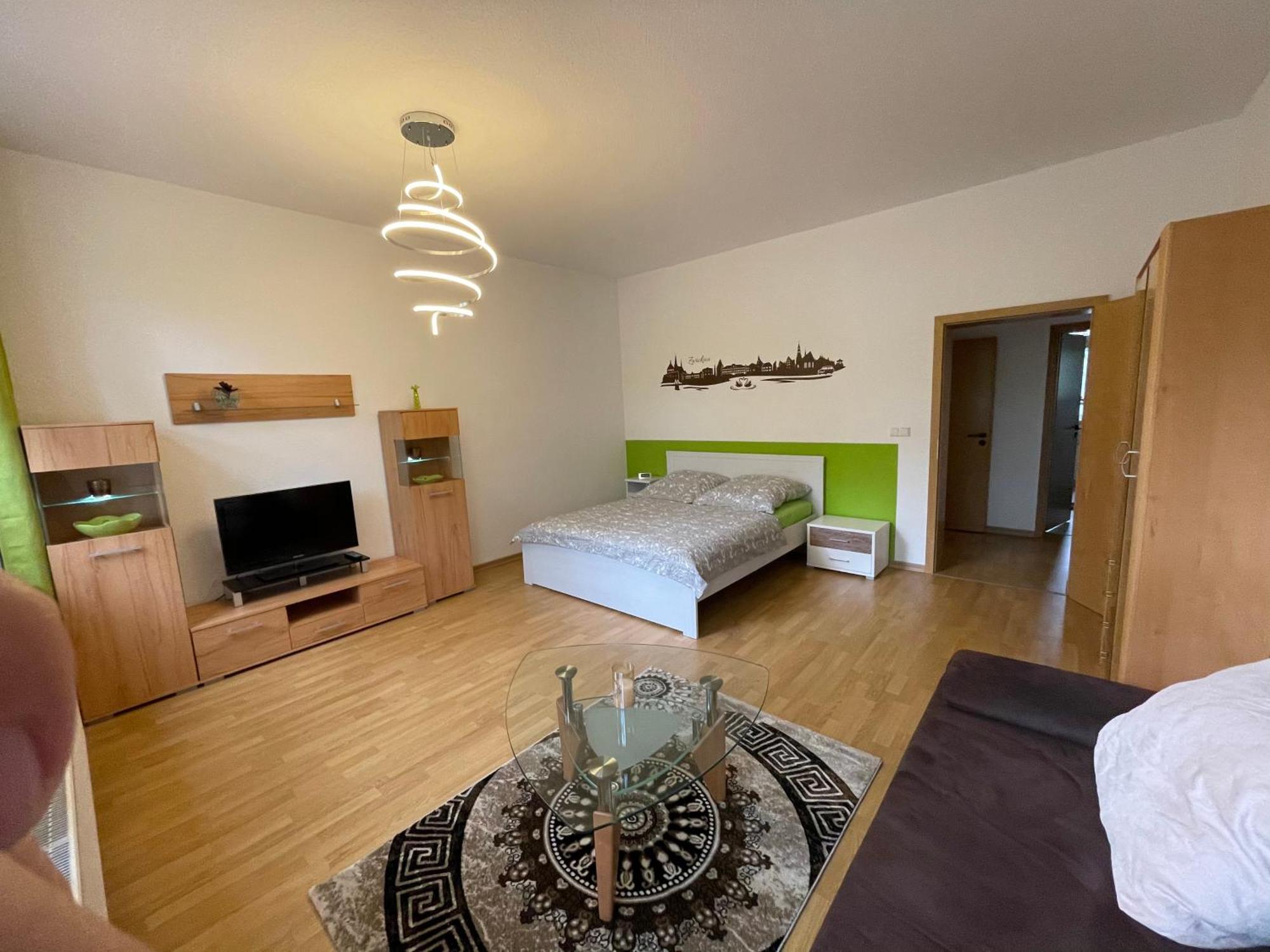Ferienwohnung Im Zentrum Zwickaus Экстерьер фото